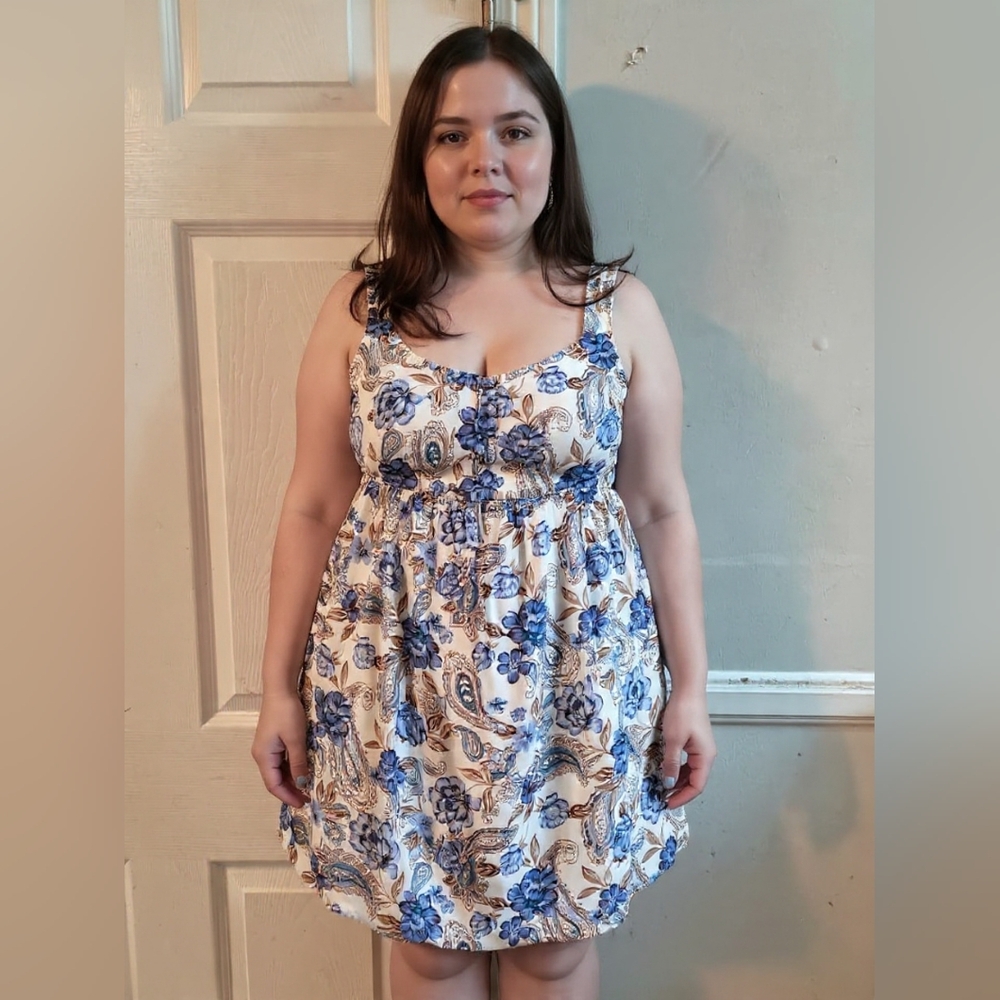 Elegant White and Blue Floral Mini Dress